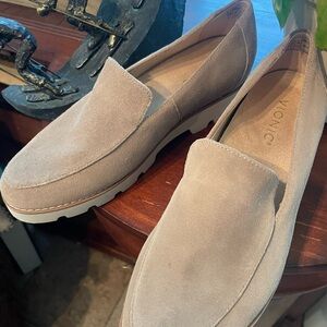 Vionic Women’s Light Brown Suede Slip-Ons